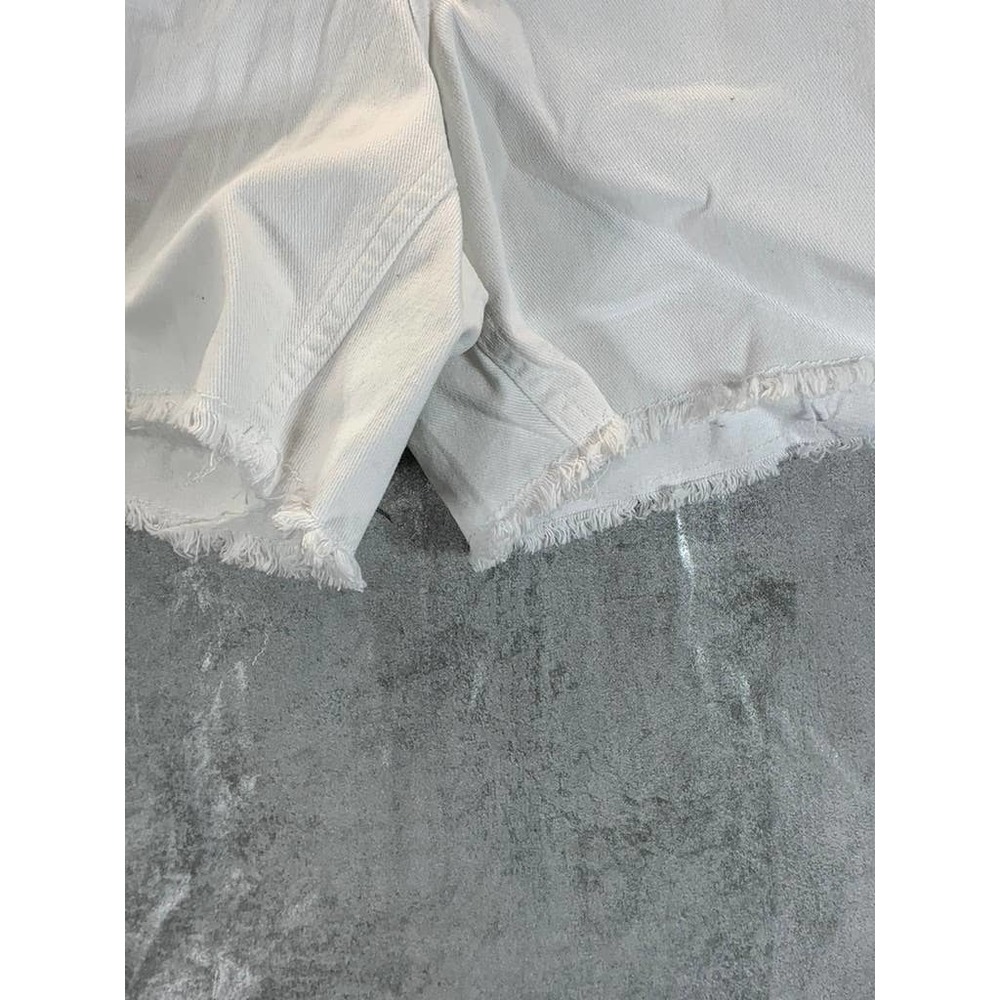 Tinseltown Juniors' Plus Vivid White Distressed Denim High-Rise Mom Shorts SZ18W - Picture 5 of 13